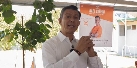 Rafael Cañedo sostuvo un encuentro con empresarios de Puebla