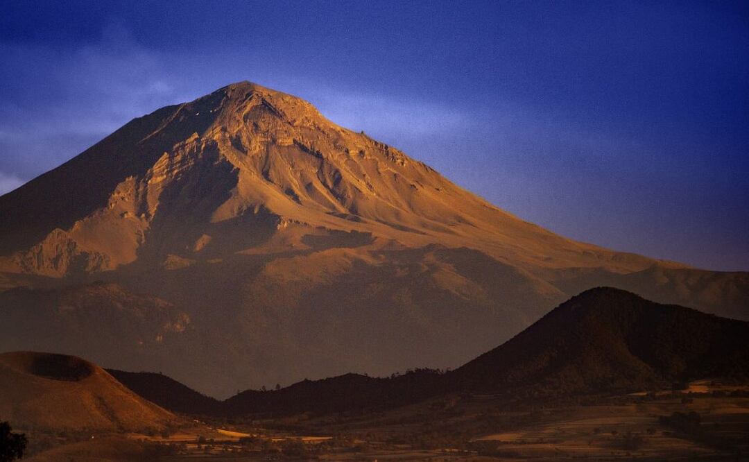 En enero de 2001 los científicos dieron por extinto el glaciar del Popocatépetl y en ocasiones el volcán se observa completamente sin nieve | Foto: Pixabay