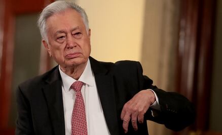 Bartlett adelanta que contratos y permisos serán cancelados en reforma eléctrica