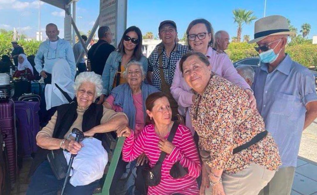 Laura junto con tres miembros de su familia y cuatro connacionales, salieron de Tel Aviv. | Foto SRE