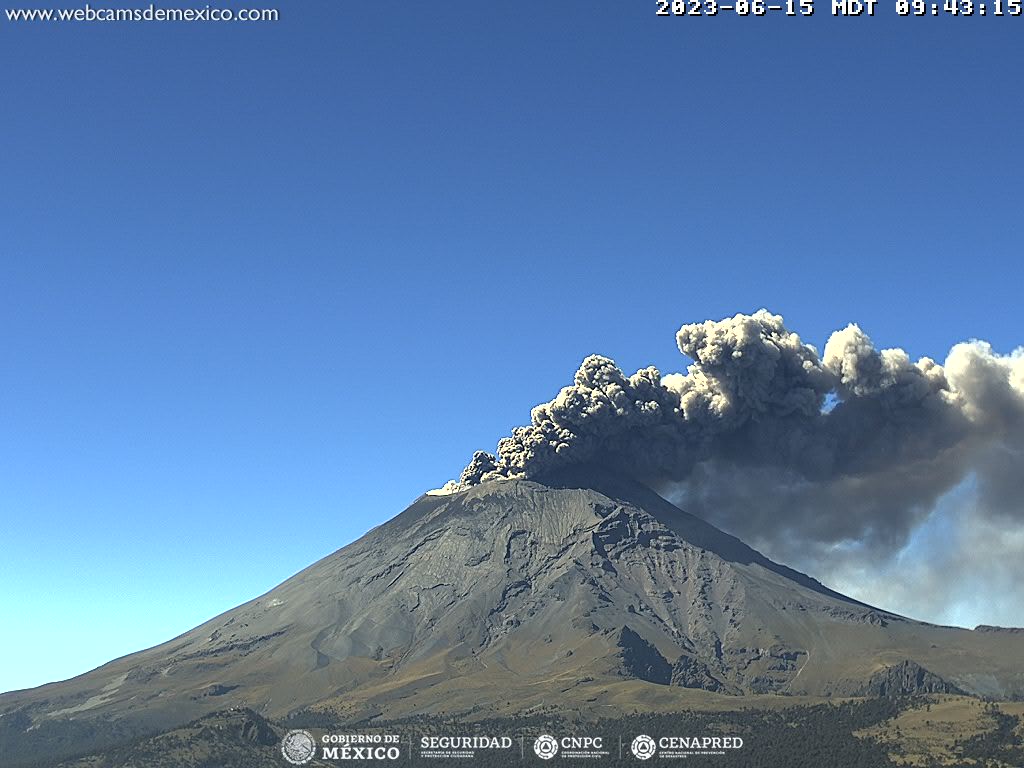 Es importante señalar que la actividad registrada no presenta un riesgo significativo para las comunidades cercanas de Puebla, ya que no ha alcanzado los niveles observados en años anteriores. 

Foto: Producción El Universal Puebla