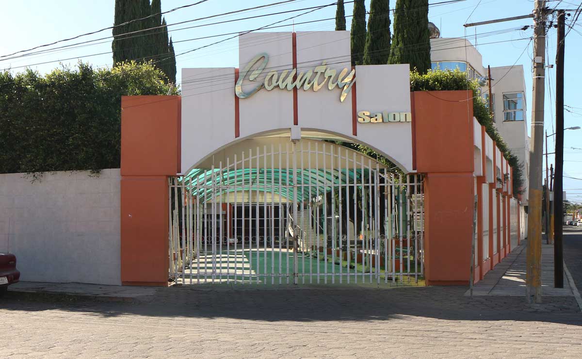 Salón Country, la historia de los escándalos