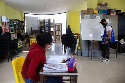 CLASES EN LA CENTRAL DE ABASTO