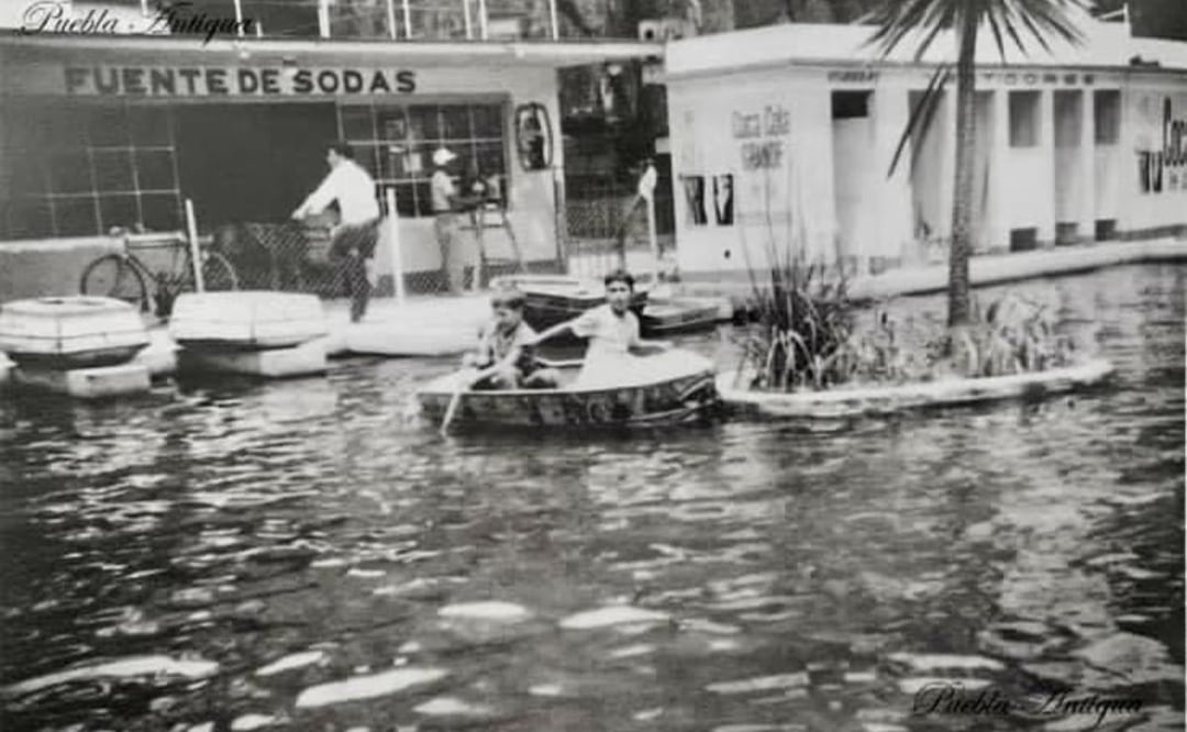 En Facebook se compartió una foto que muestra que en el Paseo Bravo había un lago, donde las familias acudían a disfrutar de una aventura en lancha | Foto: Facebook Fernando Mario Salazar Aranda