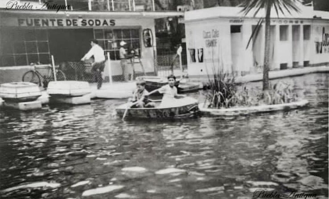En Facebook se compartió una foto que muestra que en el Paseo Bravo había un lago, donde las familias acudían a disfrutar de una aventura en lancha | Foto: Facebook Fernando Mario Salazar Aranda