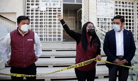 Morenistas protestan en IEE para bloquear registro de sus candidatos