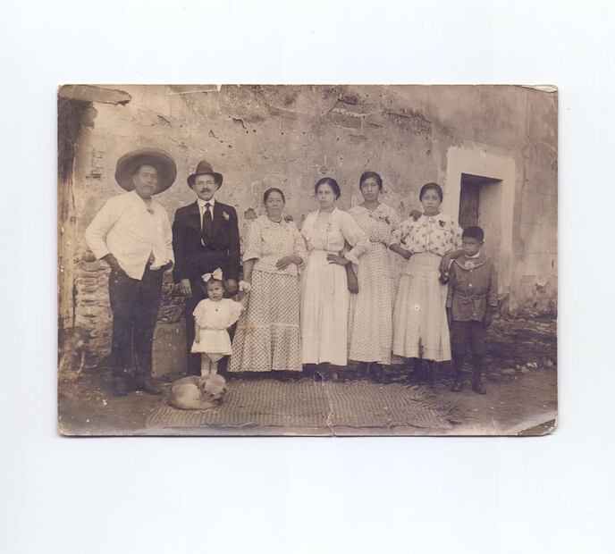 Foto familiar de 1917 | Karla Álvarez