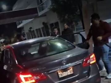 VIDEO Asesinan a joven de 32 años al salir de un antro en Zavaleta