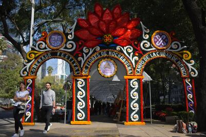 FESTIVAL DE FLORES DE NOCHEBUENA