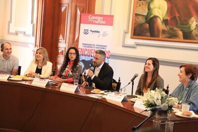 Adán Domínguez evalúa avances en obras de rehabilitación de mercados