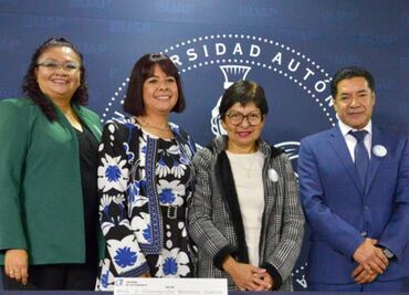 Lilia Cedillo reafirma compromiso con la Preparatoria Alfonso Calderón