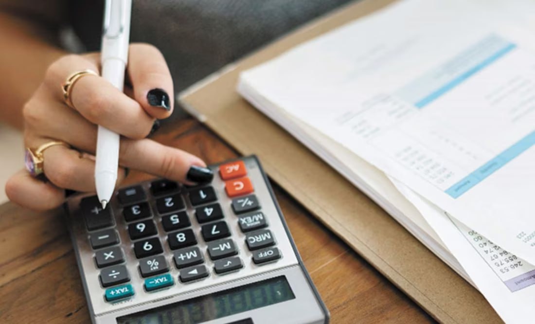 Tres cursos gratuitos de Carlos Slim y de la UNAM sobre finanzas con certificación