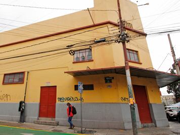 Lucharán de dos a tres caídas hasta que el decreto lo permita