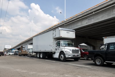 Fernando Rosales garantiza seguridad a bodegueros de la Central de Abasto