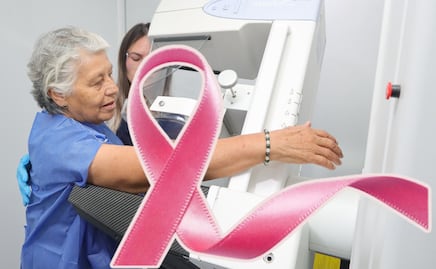 Alerta en Puebla por incremento del 4.5% de casos de cáncer de mama