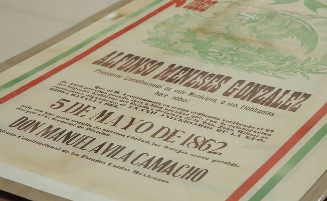 Restauradores especialistas rescatan documentos históricos de Puebla | Foto: AGENCIA ES IMAGEN PARA EL UNIVERSAL PUEBLA