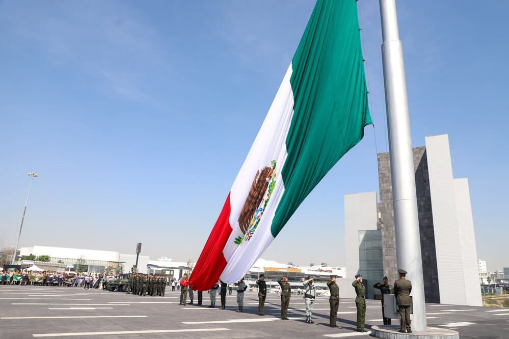 El 24 de febrero se celebra el Día de la Bandera | Foto: EsImagen