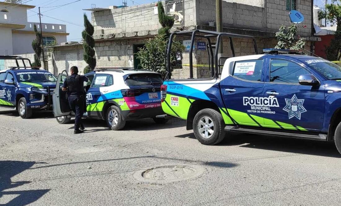 Vecinos de La Resurrección encontraron una bolsa negra con el cuerpo de un hombre en el interior | Foto: Agencia Es Imagen para El Universal Puebla