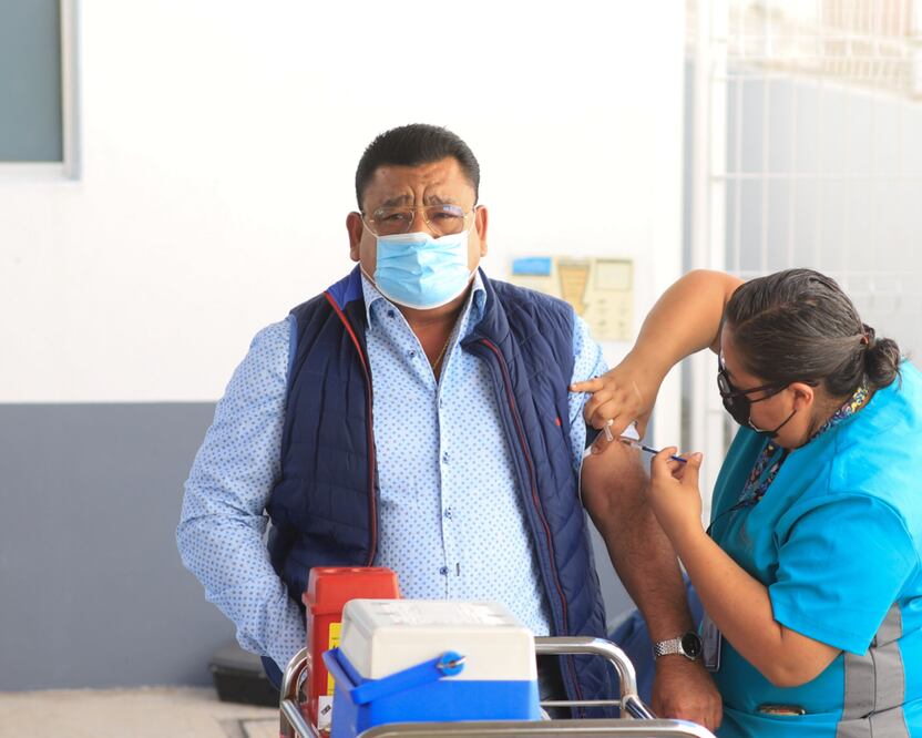 Autoridades del sector salud piden no relajar las medidas de prevención ante el repunte de contagios de Covid-19 | Foto: Agencia Es Imagen para El Universal Puebla