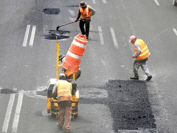 Rehabilitarán 745 kilómetros lineales de carreteras estatales en 8 municipios poblanos