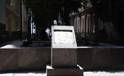 Roban placa alusiva al cantante John Lennon en Los Sapos