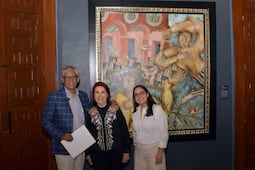 BUAP recibe donación de obra de José Bayro en Casa de los Muñecos