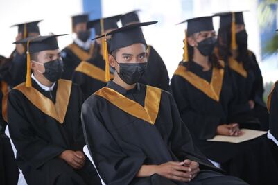 Cuál es el nivel de estudios de los nuevos presidentes municipales en Puebla