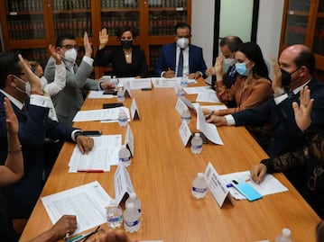 Rinden protesta funcionarios de nuevos tribunales laborales