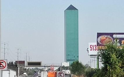 Torre Santa Julia. Qué hace un rascacielos de 135 metros en medio de la México-Puebla