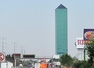 Torre Santa Julia. Qué hace un rascacielos de 135 metros en medio de la México-Puebla