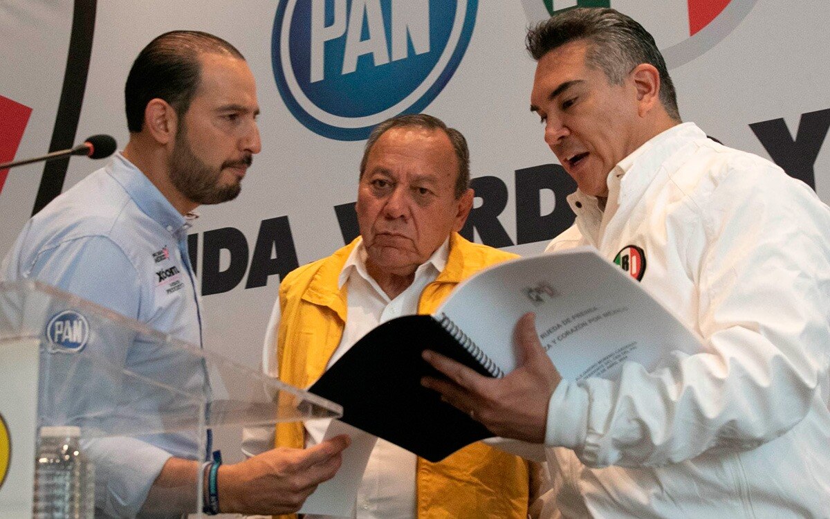 México celebró una elección histórica el pasado domingo 2 de junio y según el conteo preliminar de votos, Claudia Sheinbaum Pardo será la primera mujer presidenta del país. 

Foto: Producción El Universal Puebla