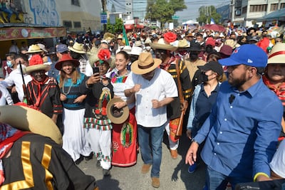 De china poblana, Sheinbaum encabeza representación de la Batalla de Puebla