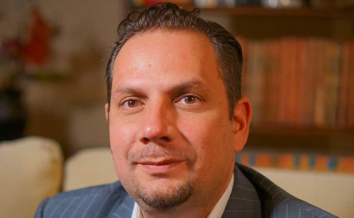 Acusa Alejandro Carvajal chantajes de PRI y PAN en reforma eléctrica