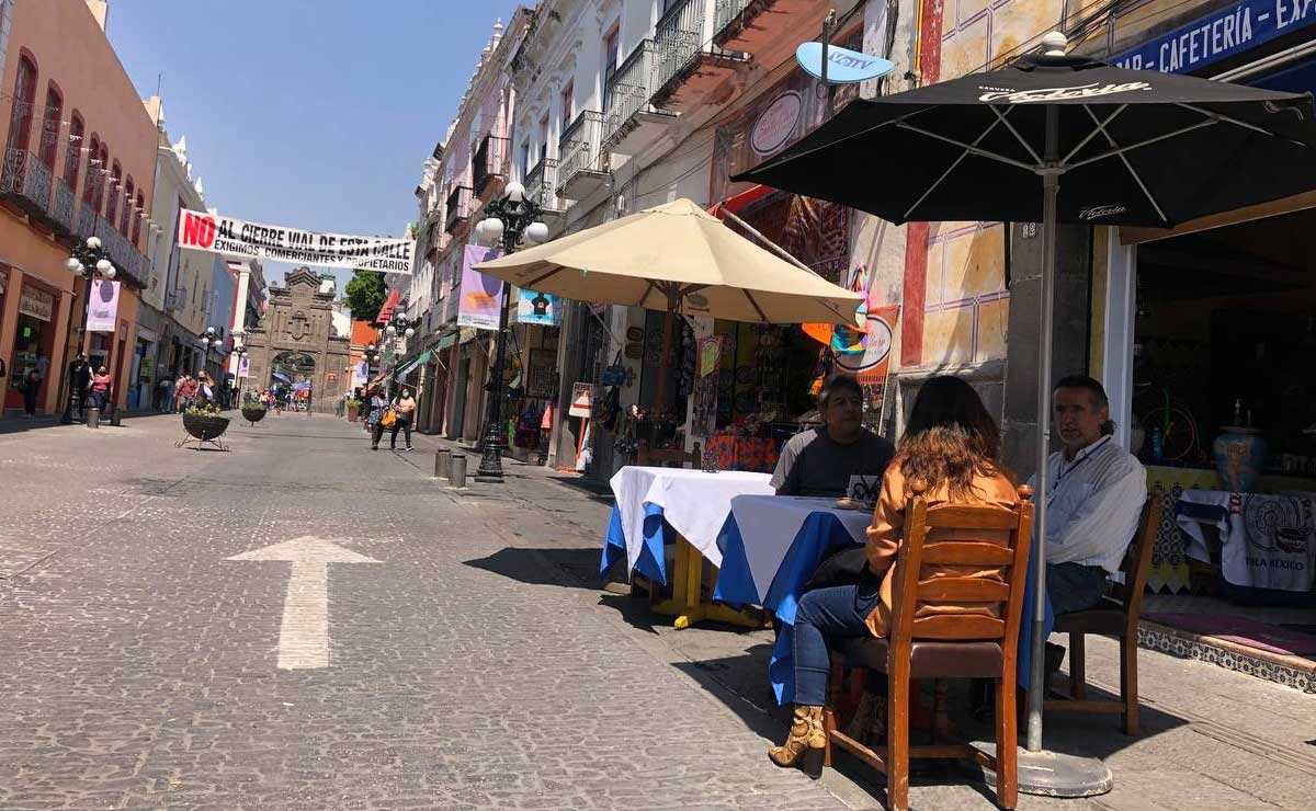 Comercios aprovechan peatonalización de 6 Oriente