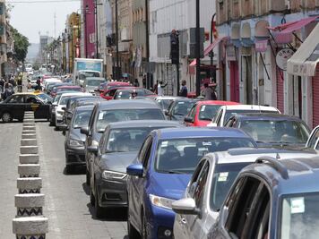 Roban 21 vehículos diarios en Puebla