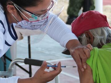 Aplicarán a partir del domingo segunda dosis de vacuna en 9 municipios conurbados de Puebla