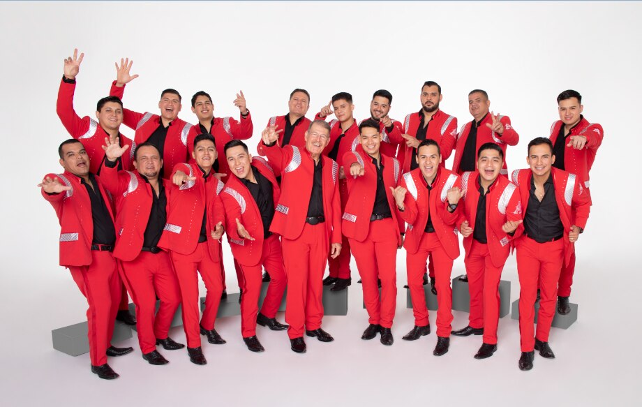 La Arrolladora Banda El Limón de René Camacho, comúnmente conocida como La Arrolladora, es una reconocida agrupación mexicana de banda sinaloense.

Foto: Producción El Universal Puebla