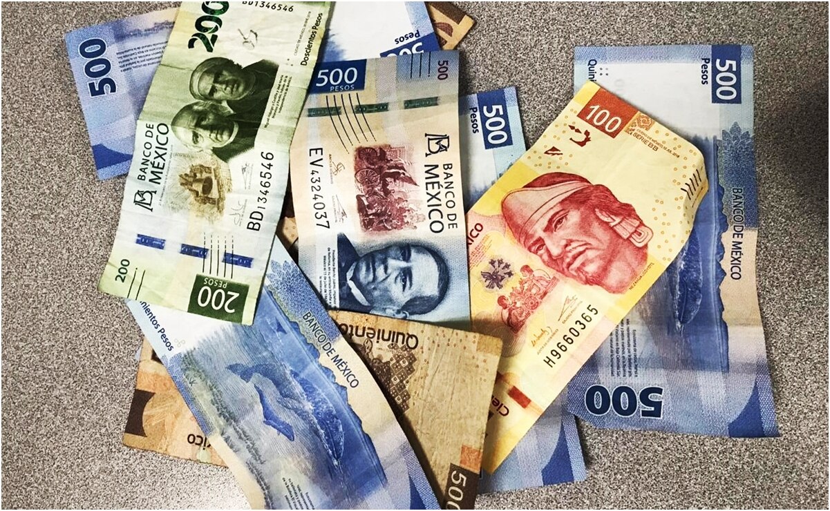 Economía habría retrocedido 2.1% en marzo, su menor variación anual en 13 meses: Inegi