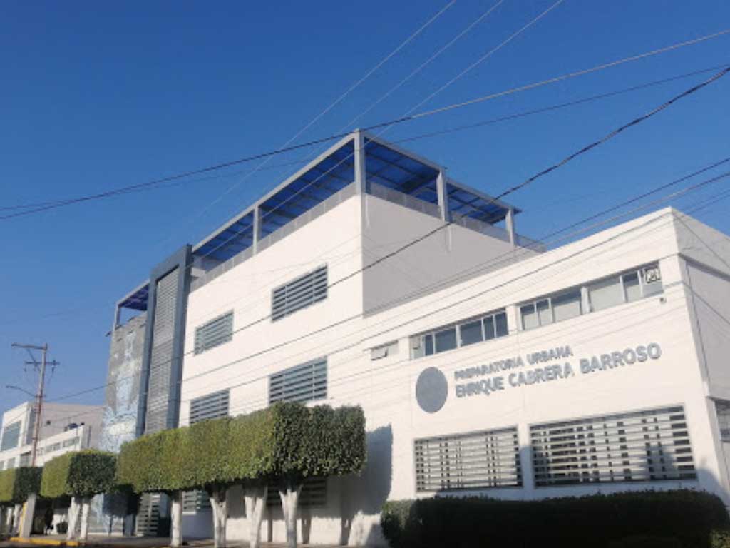 Preparatoria Enrique Cabrera, una historia de lucha universitaria en la BUAP