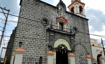 ¡No se salva ni Dios! Madre e hija roban cirio pascual de iglesia en Huejotzingo 