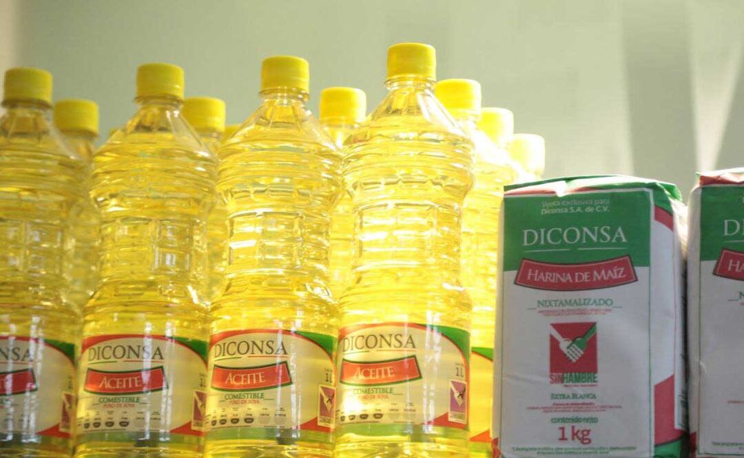 En las tiendas Diconsa se venden 30 productos básicos y 54 complementarios, según el gobierno federal | foto: AGENCIA ES IMAGEN PARA EL UNIVERSAL PUEBLA