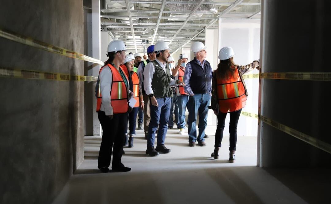 El Hospital San Alejandro del IMSS fue desalojado en su totalidad tras el sismo del 2017 | Foto: Twitter Zoé Robledo