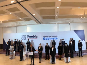 Presenta Lalo Rivera a su gabinete