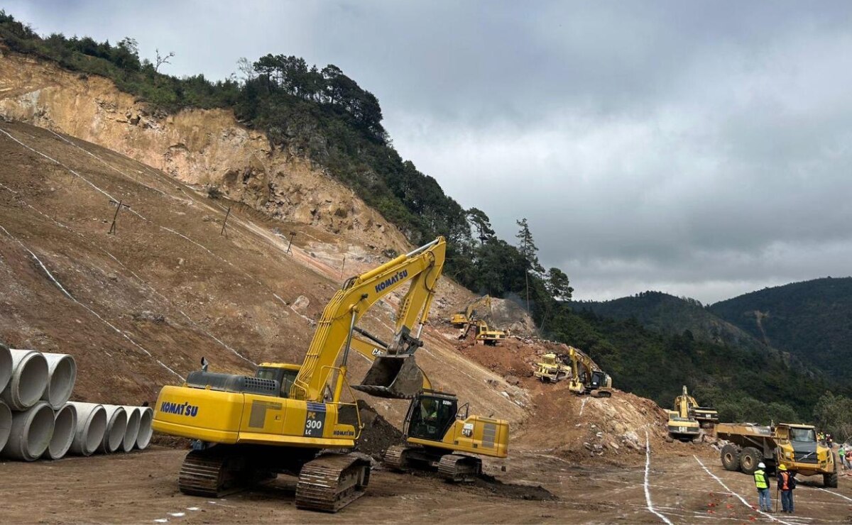 Avance de 96% rehabilitación de la autopista Acatzingo-Ciudad Mendoza: SICT