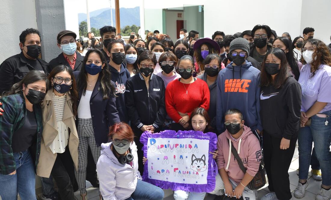 Felipe Burgos Morales dio cuenta de las acciones realizadas en el último año | Foto: BUAP