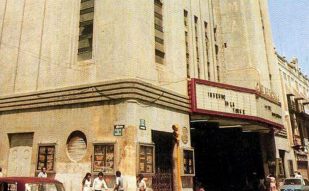 Este era el icónico Cine Reforma, ahora es una tienda de Elektra | Foto: Twitter Puebla Antigua