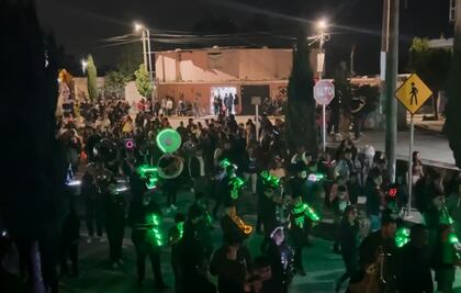 Se desarrolla con éxito el Tercer Desfile de Día de Muertos en Calpan