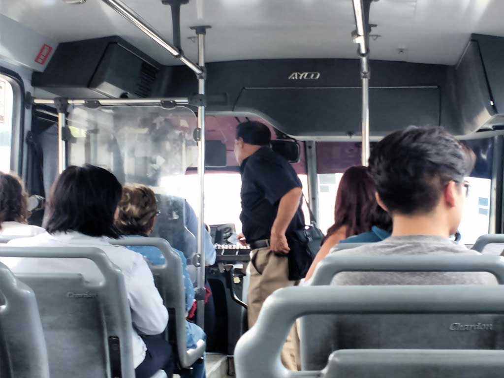 Asaltan Ruta 3 en Analco, un delincuente vestía como médico