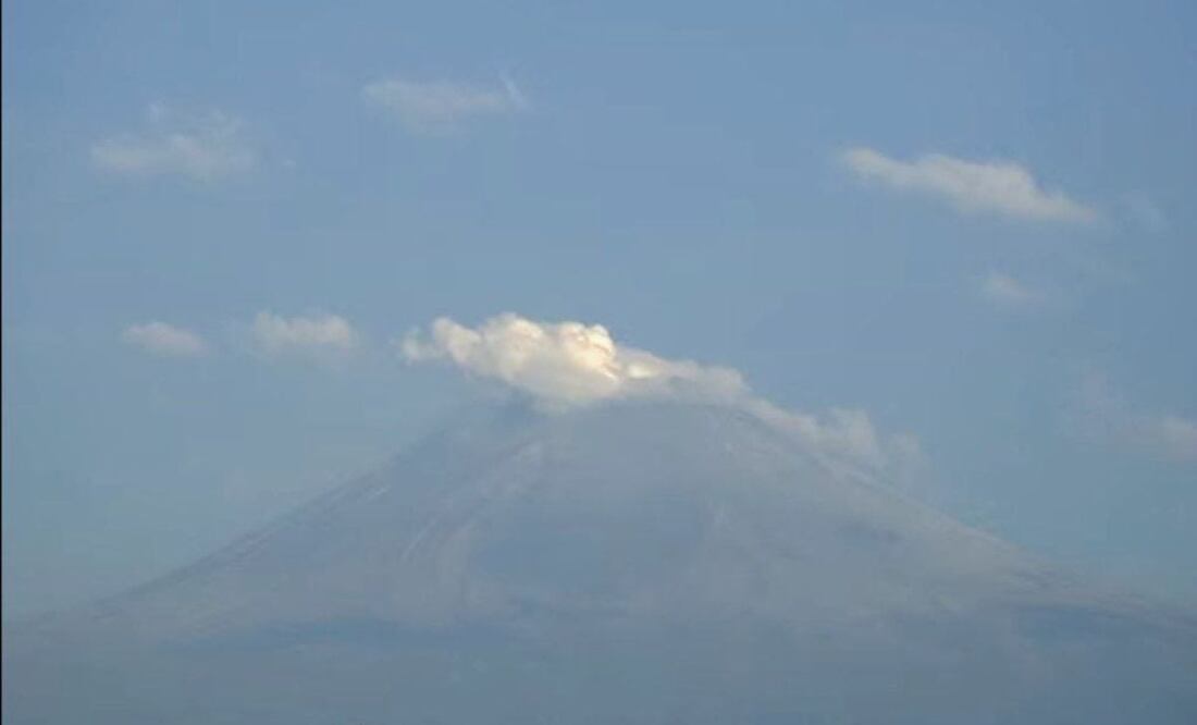 Esta mañana no se observa fumarola en el volcán Popocatépetl | Foto: Twitter Sergio Salomón Céspedes