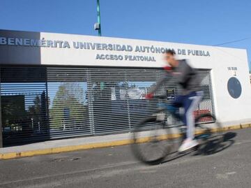 Clases presenciales en la BUAP hasta enero de 2022